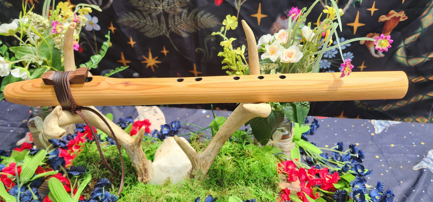 Western Cedar Flute in G – Earth Walker Edition