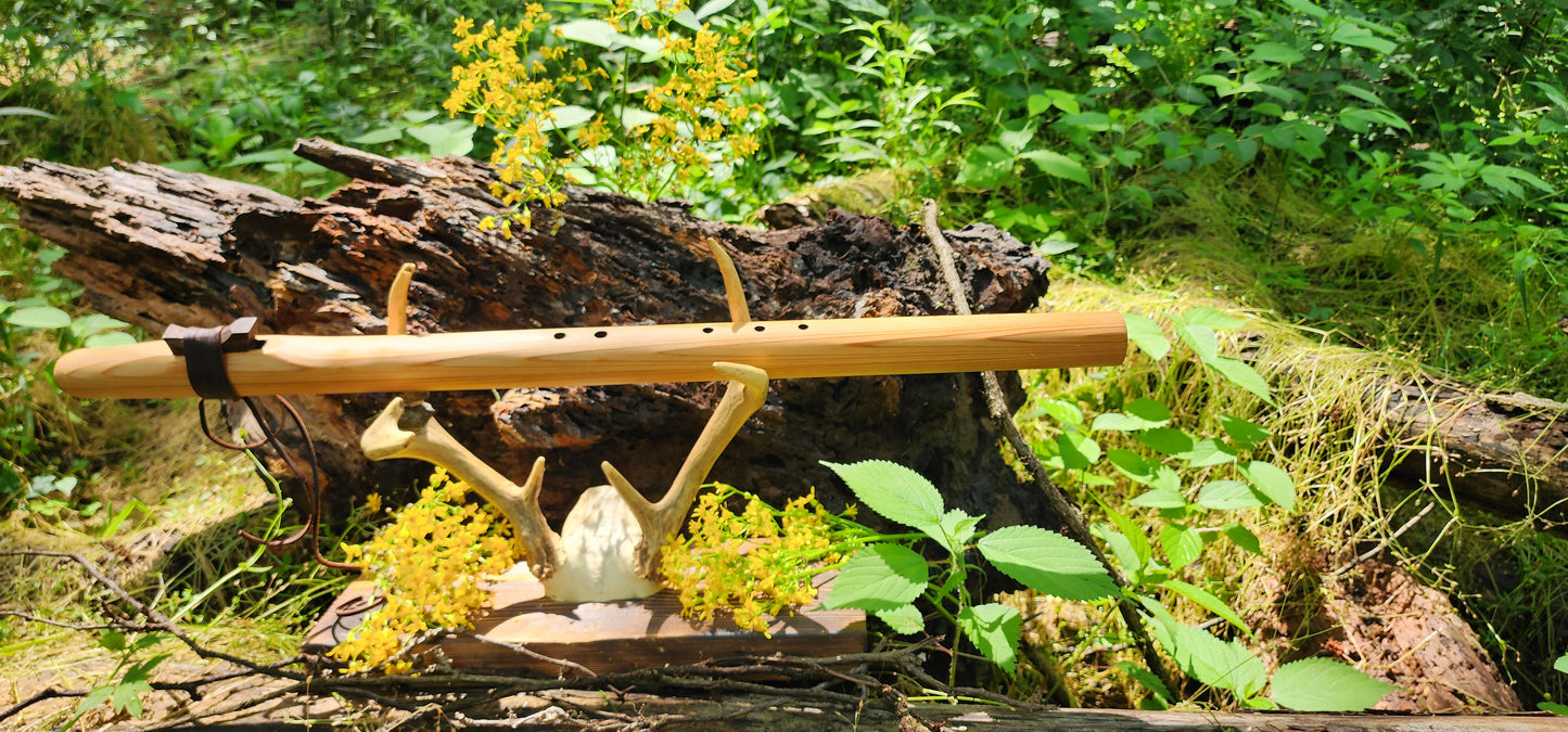 Key of C Whispering Cedar Frequencies of the Forest Flute – Handcrafted Melodies of the Wild